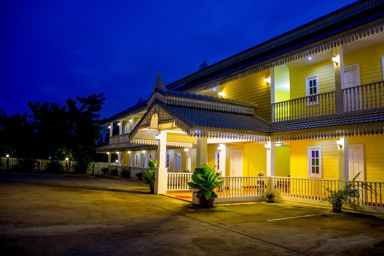 Raiwin Buri Resort Phrae Exterior photo